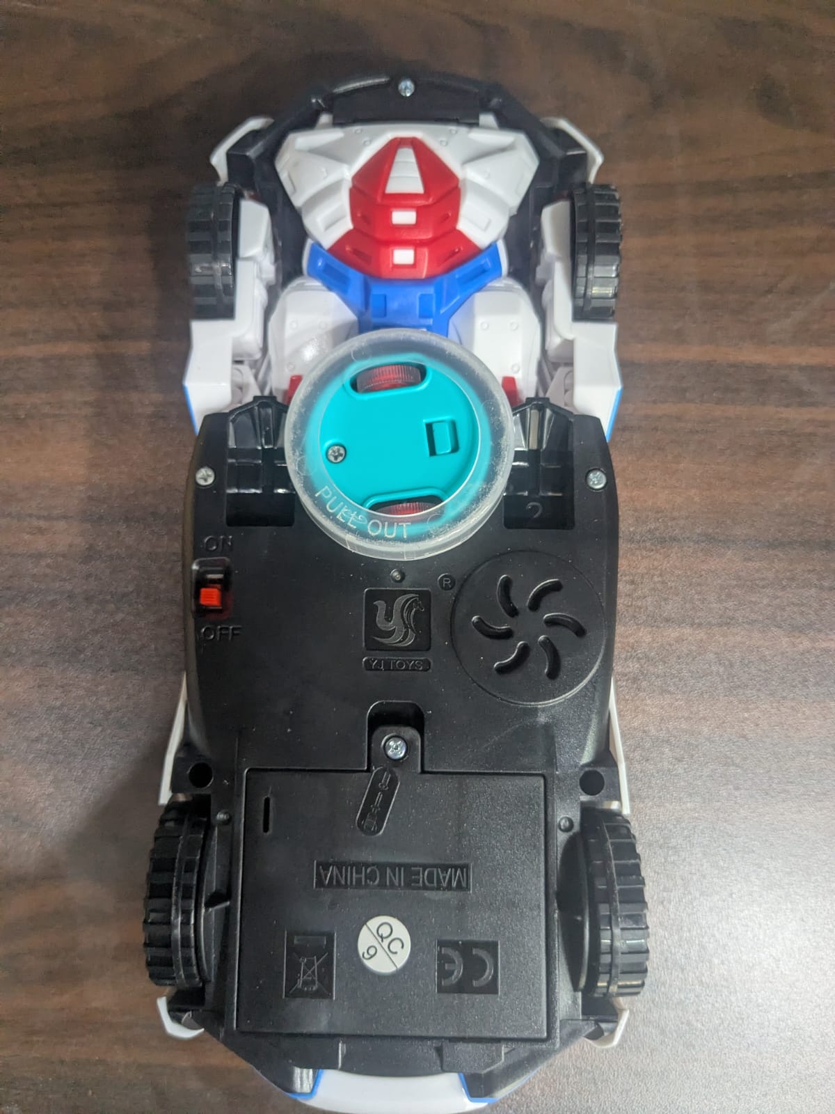 2-in-1 Transforming Robot Car Toy with Lights & Music – Battery Operated Auto Deformation Racing Car for Kids